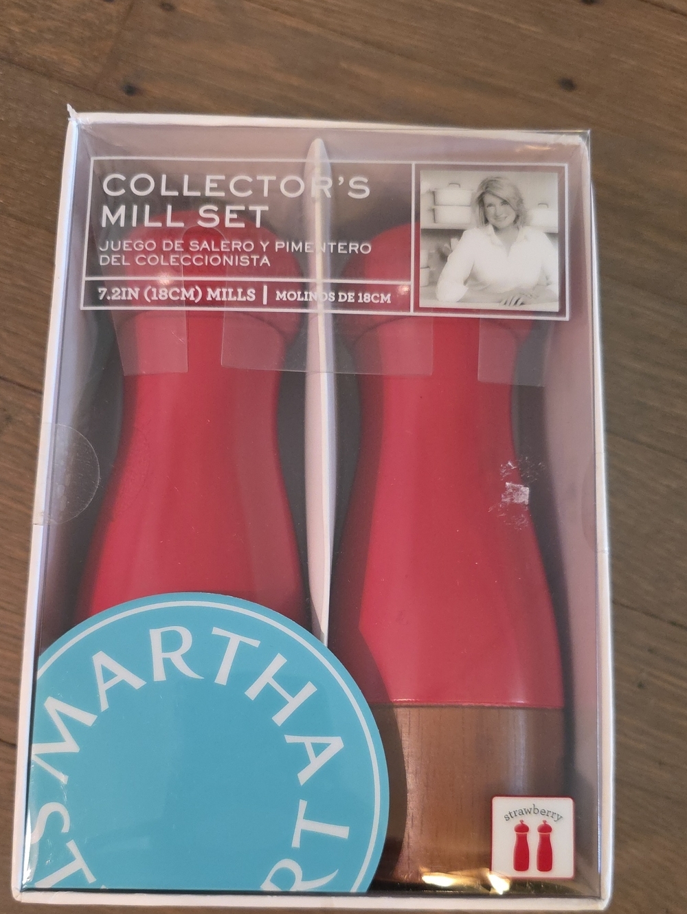 Martha Stewart Collector's Red Salt and Pepper Mill Set 7.12" NEW